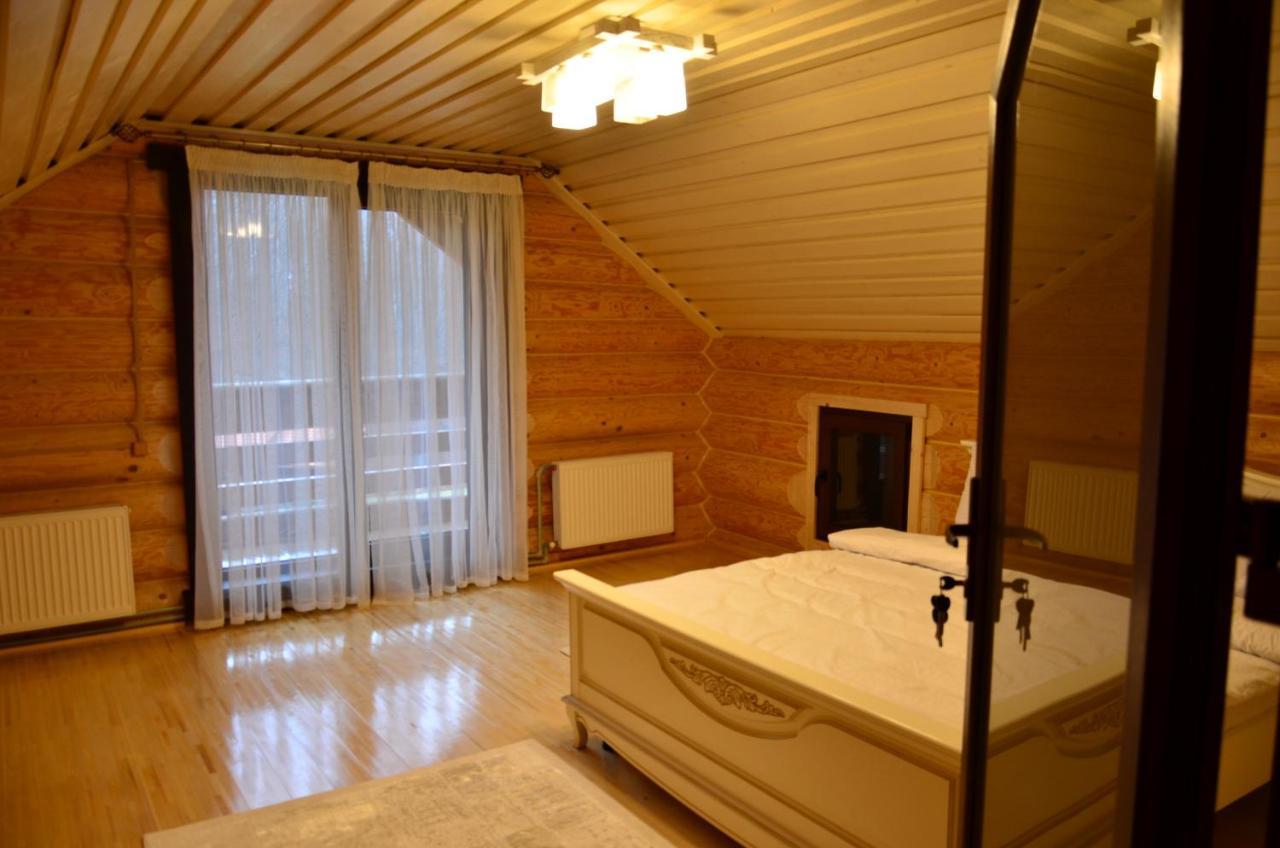 Villa Комплекс Скала à Serednye Vodyane Extérieur photo